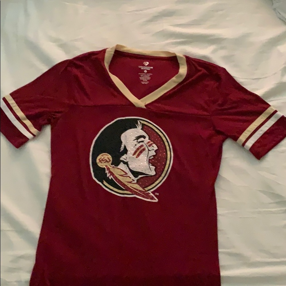 Seminole V-neck